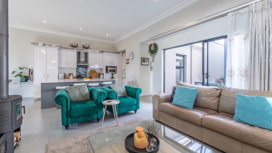 3 Bedroom Property for Sale in Sandown Western Cape